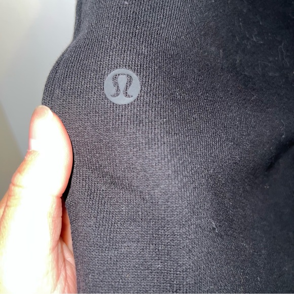 Lululemon Black Scuba Jogger Sweatpants Size 0 With Dance Team Logo Like New - Picture 10 of 11